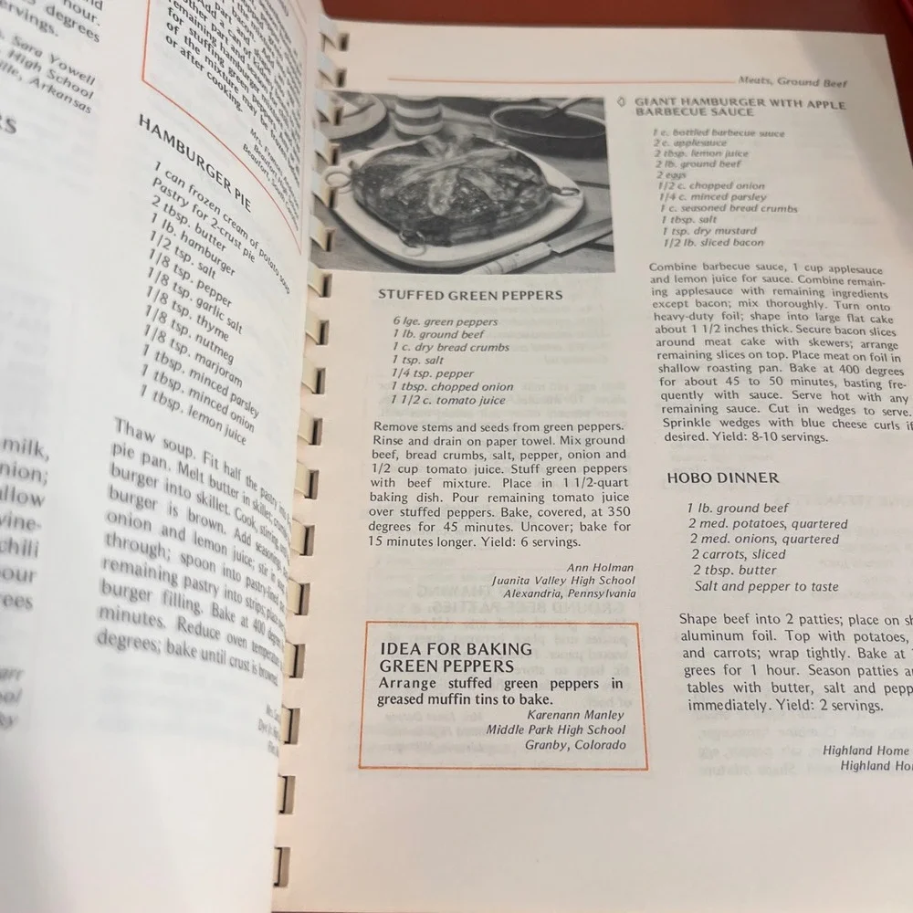 Vintage 1971‎ Money-Saving Cookbook Favorite Recipes Home Economics Teachers 900